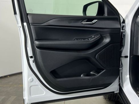 New 2025 Jeep Grand Cherokee Laredo image 20