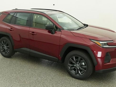 Used 2026 Toyota RAV4 XLE Premium w/ Panoramic Sun Roof Package FWD image 15