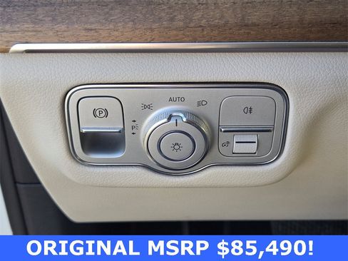 Used 2022 Mercedes-Benz GLS 450 4MATIC image 31