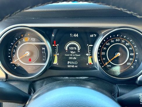 Used 2021 Jeep Wrangler Willys image 16