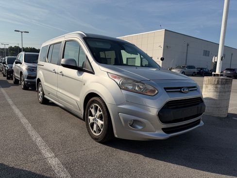 Used 2016 Ford Transit Connect Titanium FWD image 4