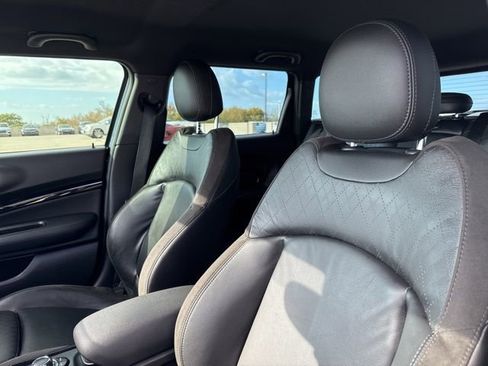 Used 2022 MINI Cooper Clubman John Cooper Works image 13