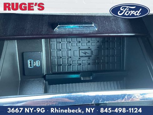Used 2023 Ford Expedition Platinum AWD/4WD image 29