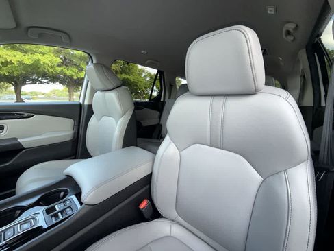 Used 2024 Honda Pilot EX-L image 14