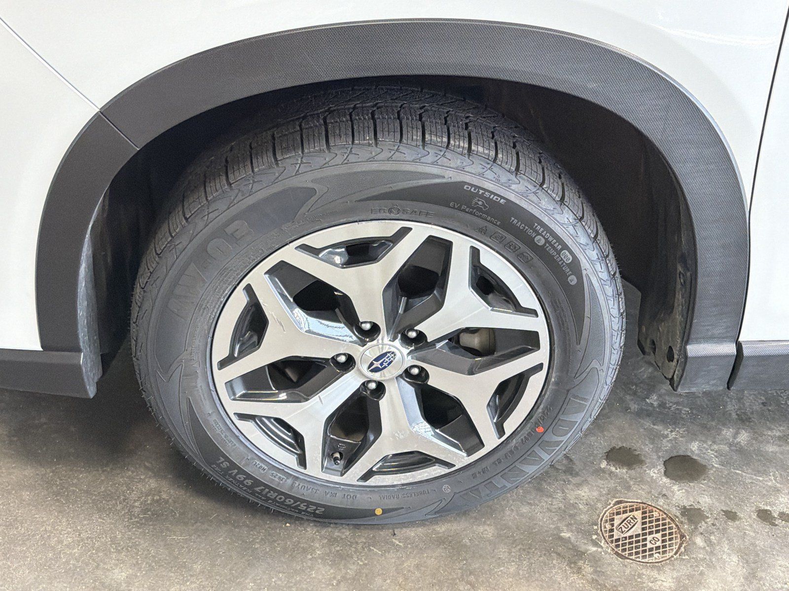 Certified 2024 Subaru Forester Premium AWD/4WD image 9