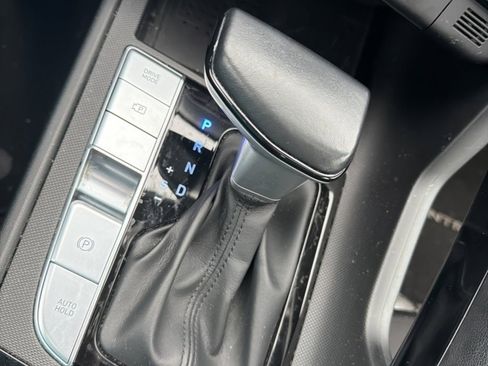 Used 2021 Hyundai Elantra SEL w/ Convenience + Premium Package image 26