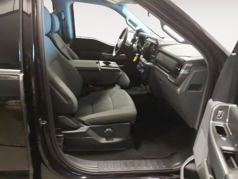 Certified 2025 Ford F150 XLT w/ Equipment Group 301A Standard AWD/4WD image 15