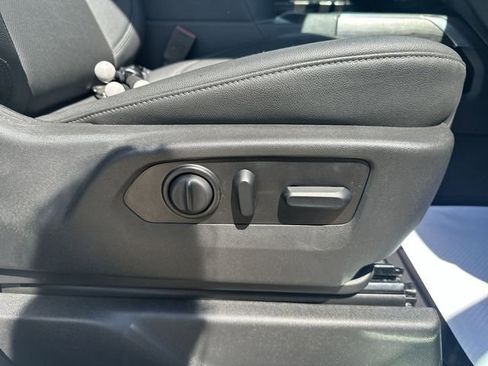 Used 2021 Chevrolet Silverado 1500 LTZ AWD/4WD image 49