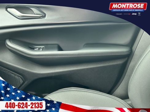 New 2025 Jeep Grand Cherokee Laredo w/ Luxury Tech Group I image 12