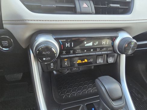Certified 2025 Toyota RAV4 XLE image 24