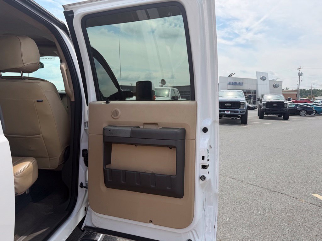 Used 2012 Ford F450 Lariat w/ Lariat Ultimate Pkg AWD/4WD image 36
