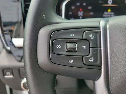 Used 2026 GMC Sierra 1500 SLT RWD image 13