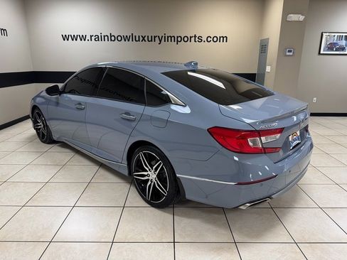 Used 2021 Honda Accord Touring image 4