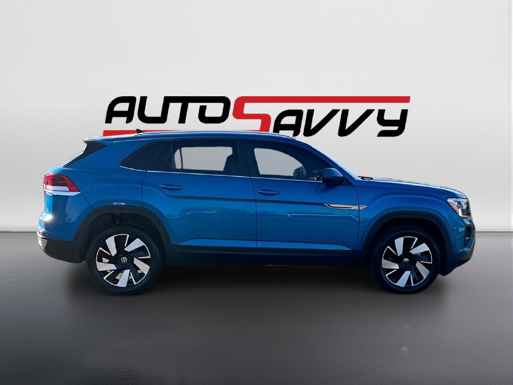 Used 2024 Volkswagen Atlas Cross Sport SE FWD image 8