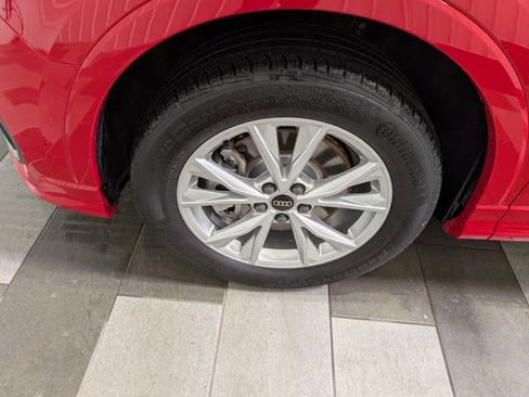 Used 2025 Audi Q3 2.0T Premium image 7