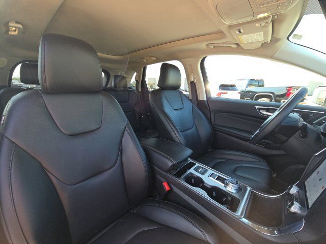 Used 2022 Ford Edge Titanium AWD/4WD image 23