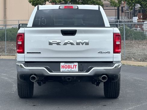 New 2026 RAM 1500 4x4 Crew Cab image 4