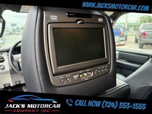 Used 2017 Ford Expedition Limited w/ Equipment Group 301A AWD/4WD image 22