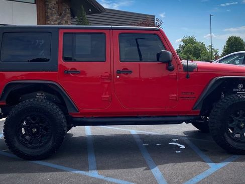 Used 2015 Jeep Wrangler Unlimited Sport w/ Quick Order Package 24S AWD/4WD image 16