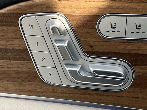 Used 2025 Mercedes-Benz GLE 350 4MATIC image 19