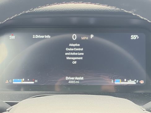 Used 2025 Jeep Grand Cherokee Laredo w/ Trailer Tow Package image 19