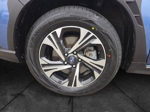 Certified 2024 Subaru Crosstrek 2.0i Premium w/ Crosstrek Mirror Package image 14