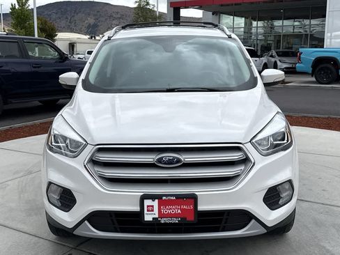 Used 2017 Ford Escape Titanium AWD/4WD image 3
