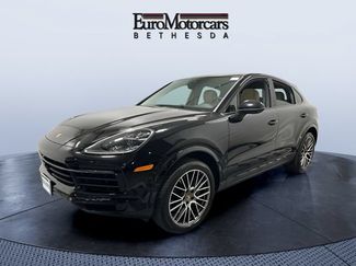 Used 2023 Porsche Cayenne S AWD/4WD video 1