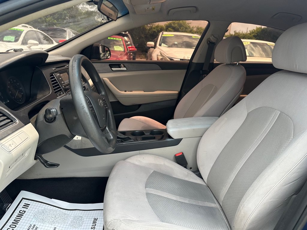 Used 2017 Hyundai Sonata SE FWD image 10