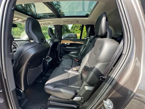 Used 2024 Volvo XC90 B6 Plus w/ Protection Package Premier AWD/4WD image 17