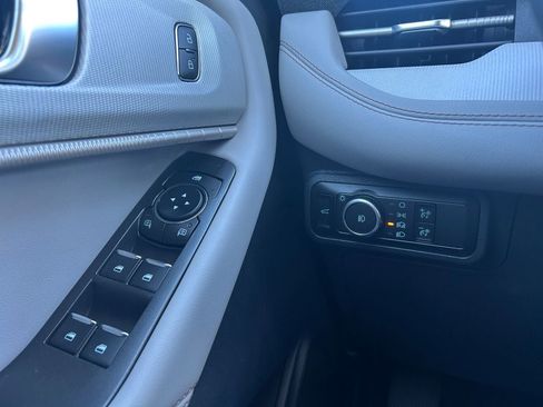 New 2026 Ford Explorer Active w/ Active Comfort Package AWD/4WD image 47