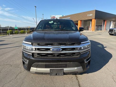 Used 2024 Ford Expedition Limited AWD/4WD image 12