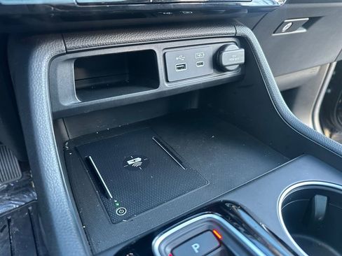 Used 2025 Honda Pilot Elite image 20