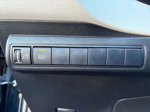 Used 2022 Toyota Corolla XSE image 4