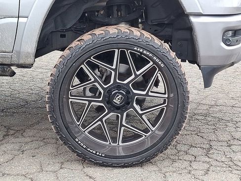 Used 2022 RAM 1500 Limited image 11