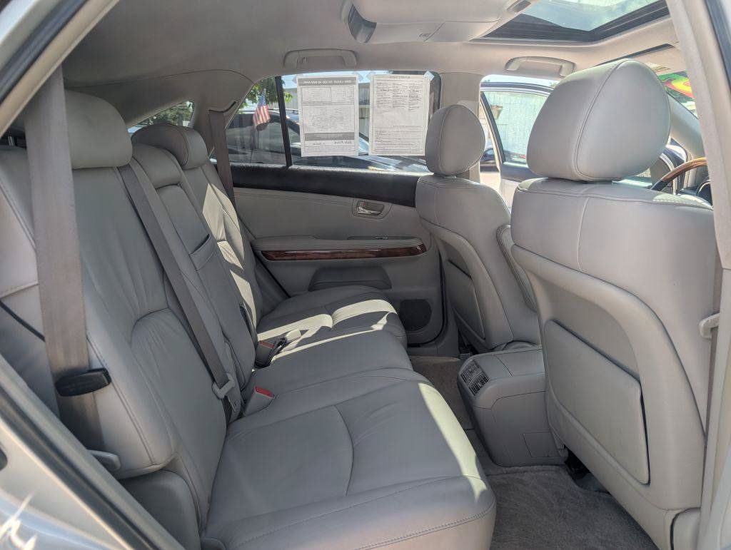 Used 2005 Lexus RX 330 AWD image 12