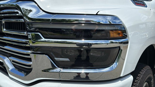 Used 2026 RAM 2500 Laramie AWD/4WD image 9