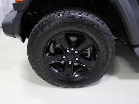 Used 2020 Jeep Wrangler Unlimited Sport image 24