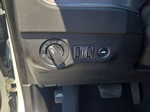 Used 2023 Dodge Charger SXT RWD image 24