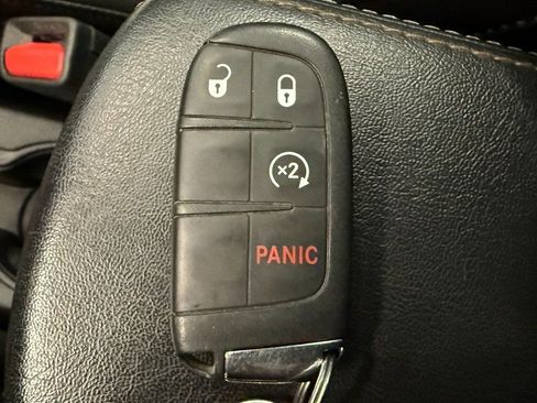 Used 2020 Jeep Compass Latitude w/ Cold Weather Group image 17