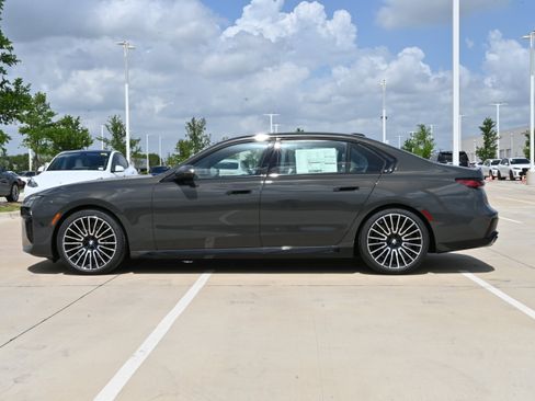 New 2026 BMW 760i xDrive AWD/4WD image 5
