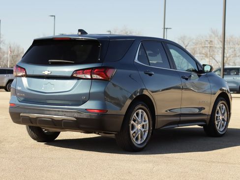 Used 2024 Chevrolet Equinox LT w/ LPO, Floor Liner Package image 7