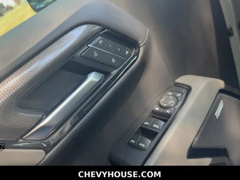 Used 2025 Chevrolet Silverado 1500 ZR2 AWD/4WD image 13