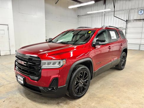 Used 2023 GMC Acadia SLT w/ Elevation Edition FWD image 3