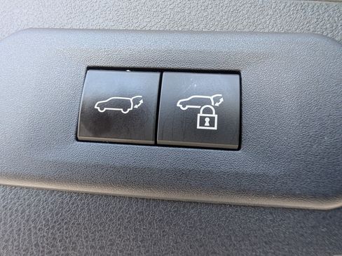 Used 2024 Lexus NX 250 FWD image 14