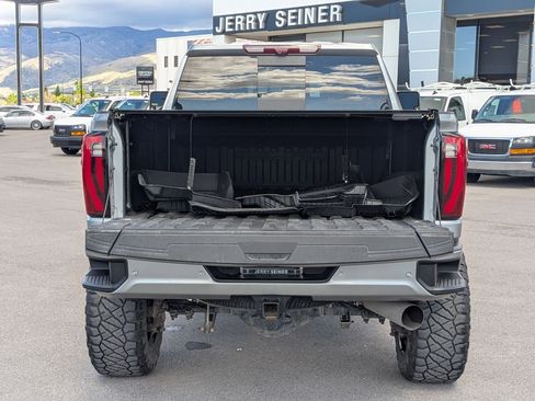 Certified 2024 GMC Sierra 3500 Denali Ultimate image 32