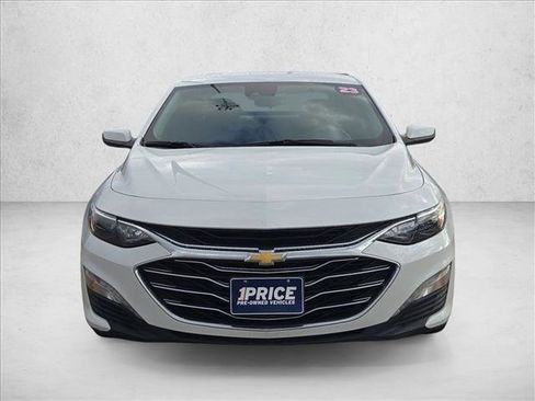 Used 2023 Chevrolet Malibu LT w/ Driver Confidence Package image 2