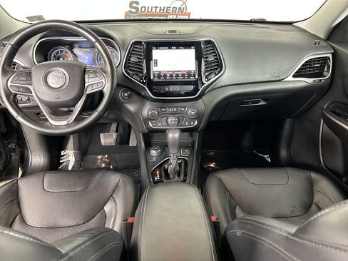 Used 2019 Jeep Cherokee Limited AWD/4WD image 20