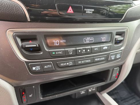 Used 2021 Honda Pilot EX-L image 17