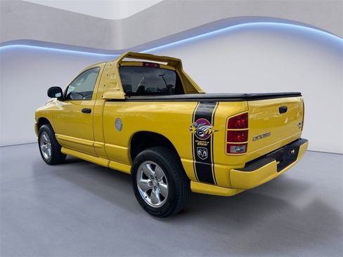 Used 2004 Dodge Ram 1500 Truck SLT w/ Sport Appearance Group image 5